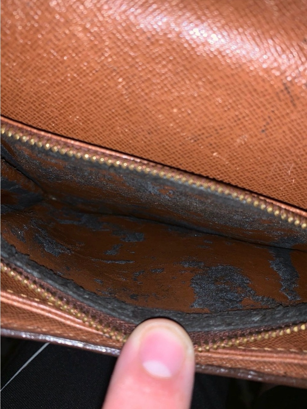 Louis Vuitton Two Way Raspail Crossbody - Picture 5 of 5